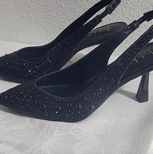 Elegant Black Women's Slingback Heels - Picture 5 of 10